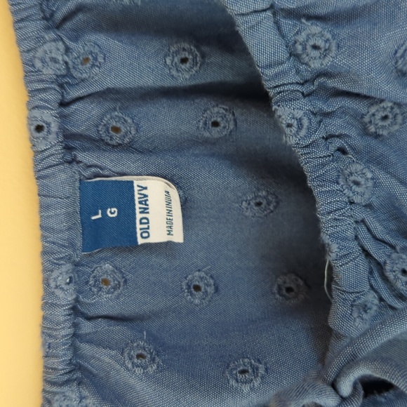 2/$20 Large Old Navy Eyelet Cotton Dress - Picture 4 of 4